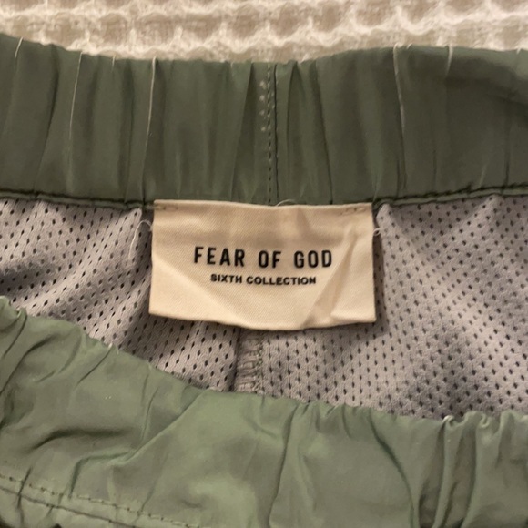 Fear of God (main line) Luminescent Shorts - Picture 4 of 4